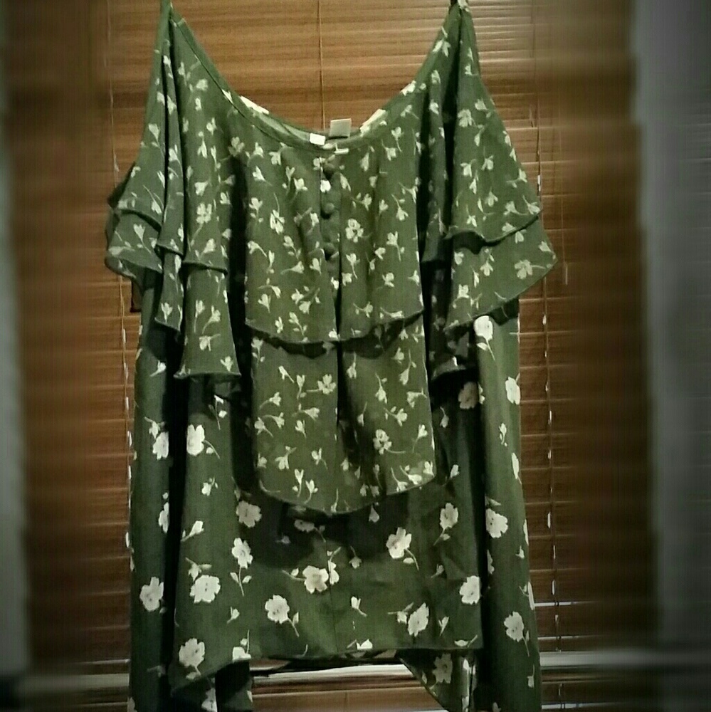 LC Lauren Conrad Ruffled Camisole sz XL